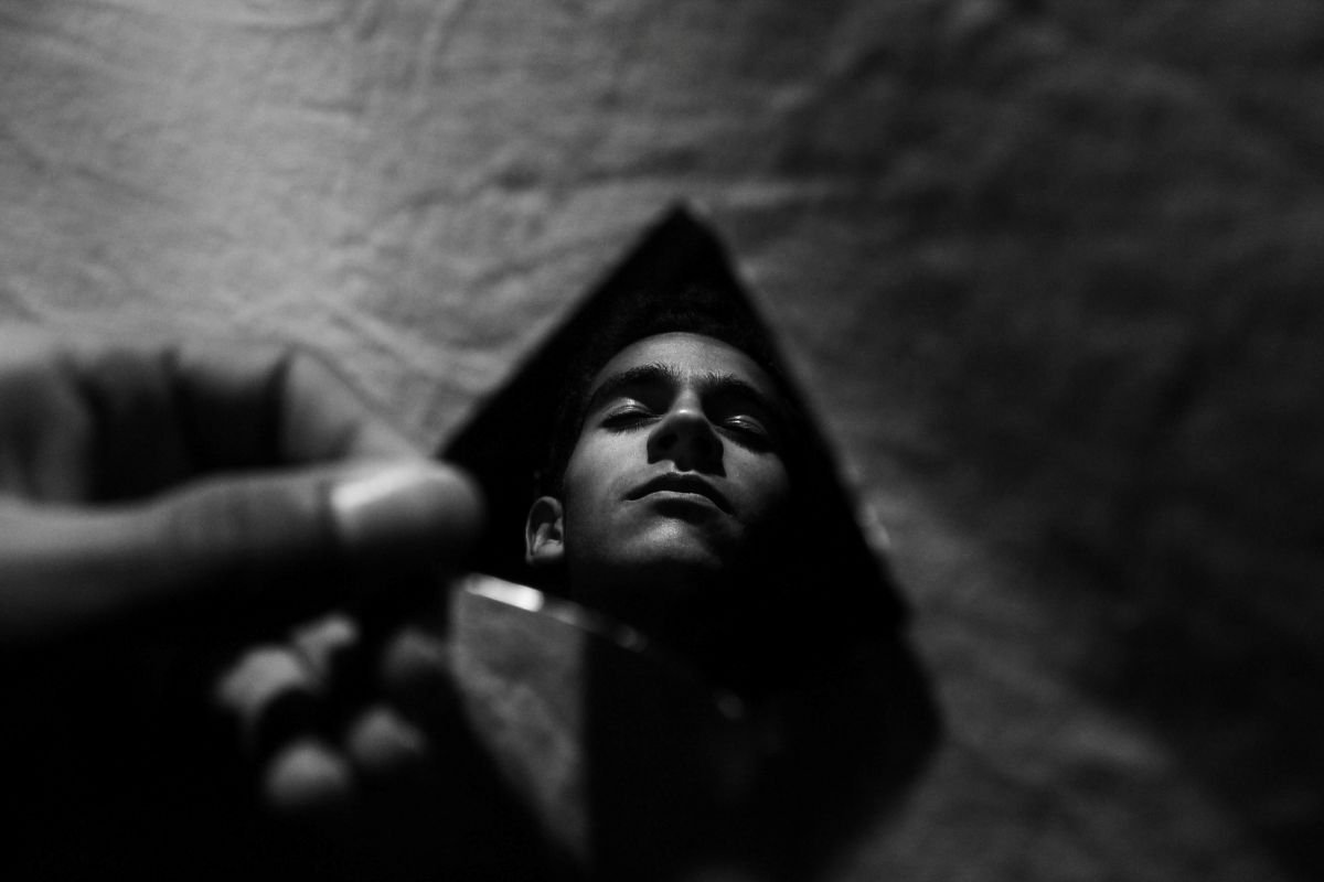 Mentalidade Financeira: Mente Milionária e Endividada.